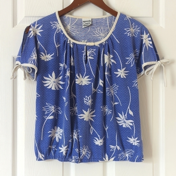Catalina Tops - Catalina 90's Vintage Floral Dot Scoop Neck Short Tie Sleeve Top Purple White L